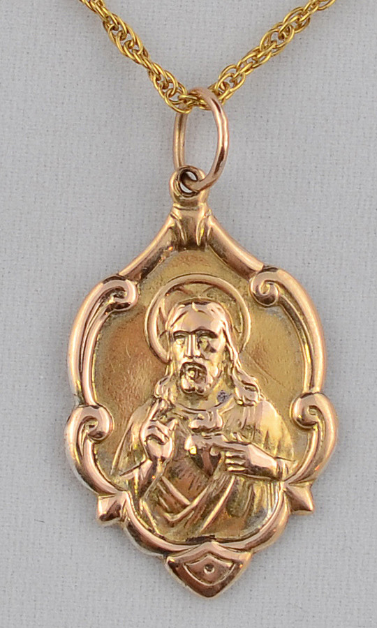 Cordão de ouro com pingente - 5,8 g - foto 1 de 3