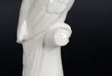 Estatueta de porcelana representando pássaro br... - Estatueta de porcelana representando pássaro branco.