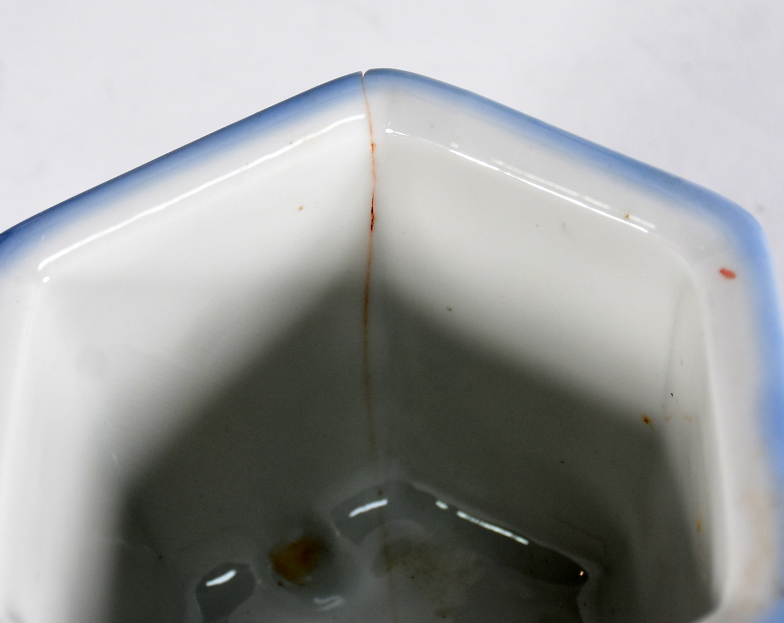 Diversas peças de porcelana oriental, sendo: Dois potiches (1 sem... - foto 9 de 10