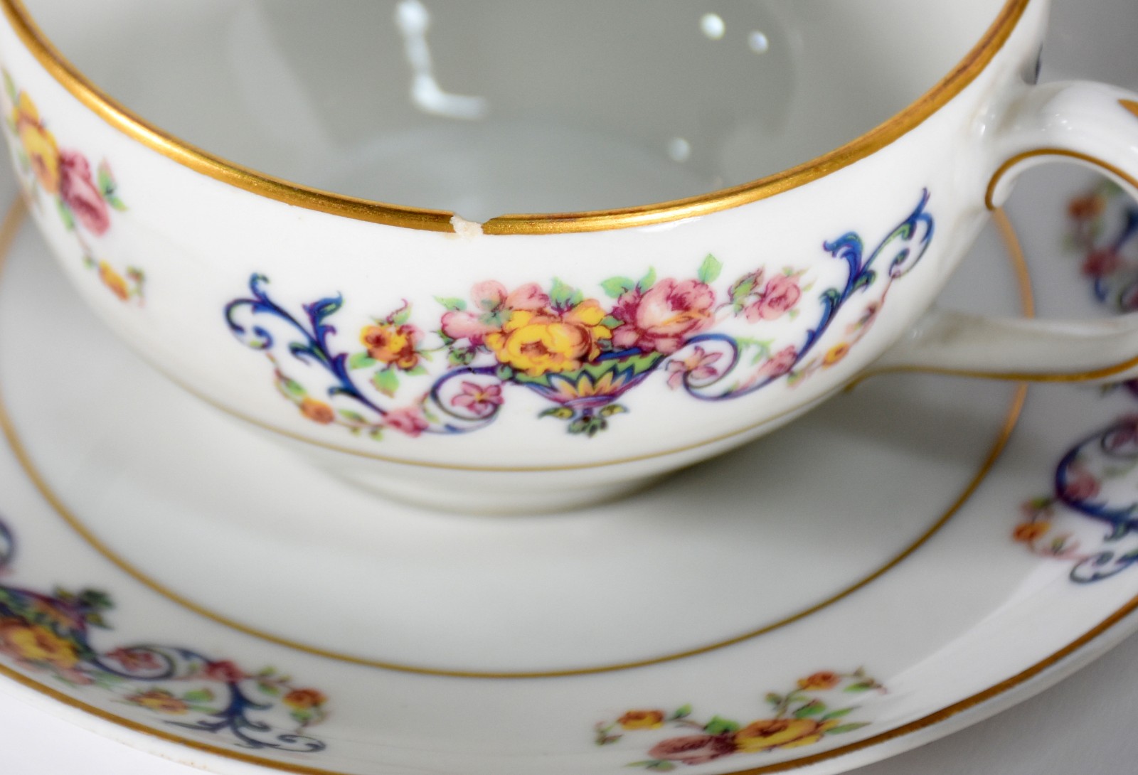 Aparelho de chá de porcelana francesa Limoges composto de: Cinco... - foto 4 de 7