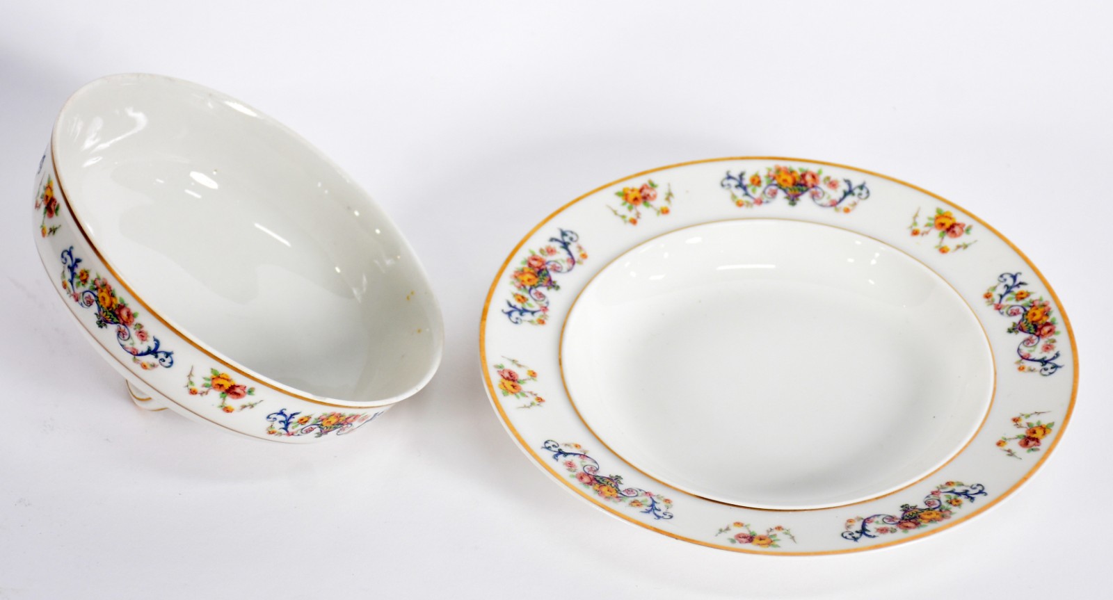 Aparelho de chá de porcelana francesa Limoges composto de: Cinco... - foto 5 de 7