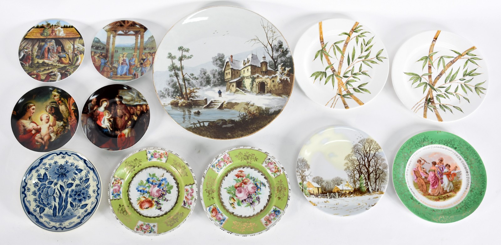 Diversos pratos decorativos de porcelana; sendo 4 portugueses Vista... - foto 1 de 6