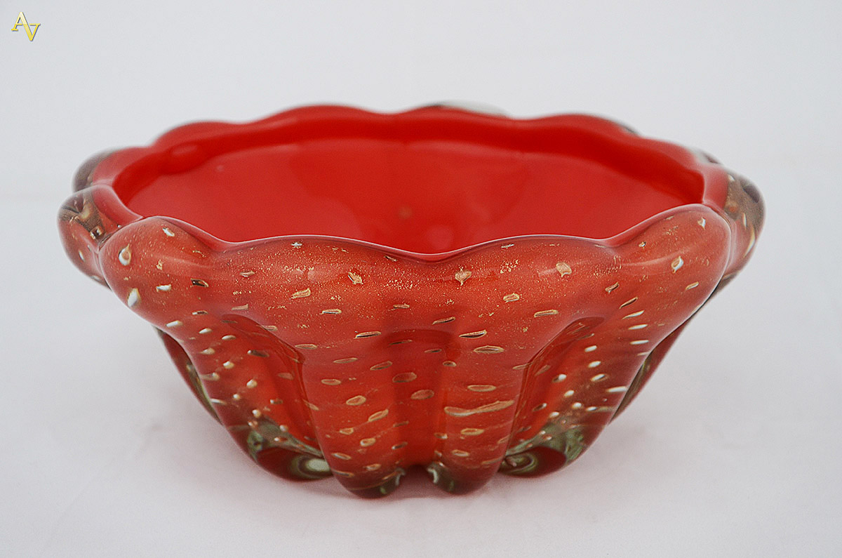 Bowl de murano com pó de ouro na cor coral com 23 cm de diâmetro e 10...