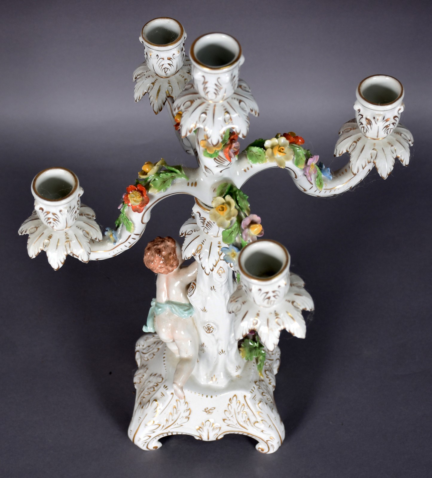 Candelabro de porcelana alemã de Dresden para cinco velas, decorado... - foto 3 de 5