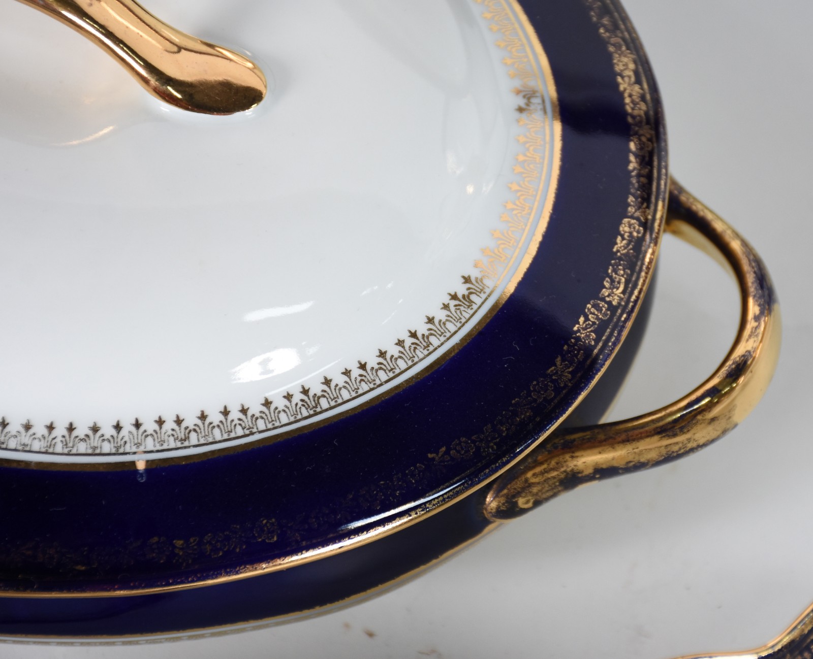 Elegante aparelho de jantar de porcelana portuguesa Vista Alegre... - foto 7 de 8