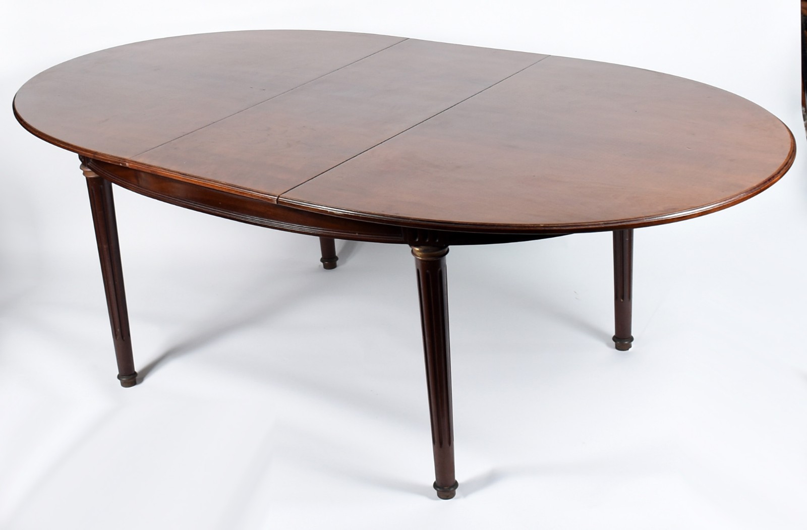 Mesa de jantar de madeira nobre, com tábua extensora de 50 cm, pernas... - foto 4 de 4