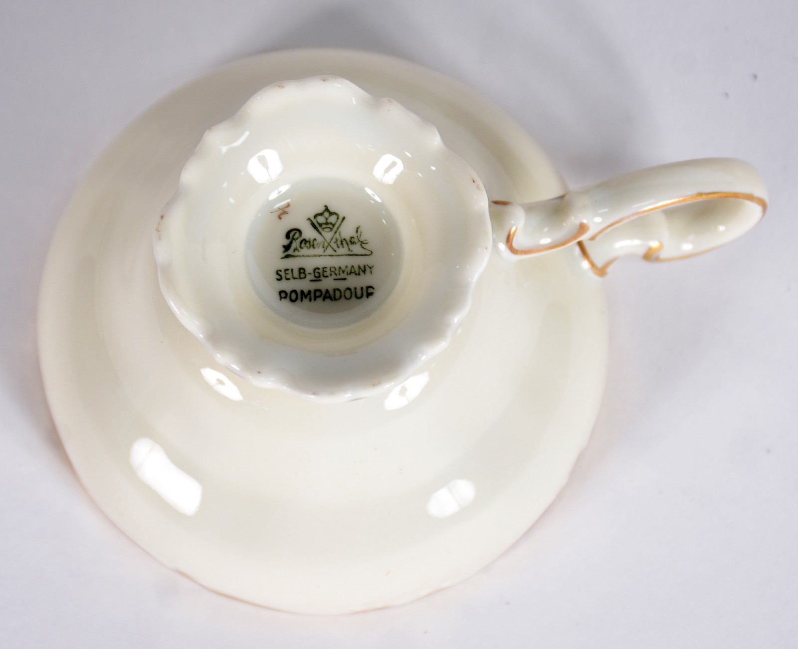 Aparelho de café de porcelana Rosenthal composto de: 10 xícaras com... - foto 3 de 3