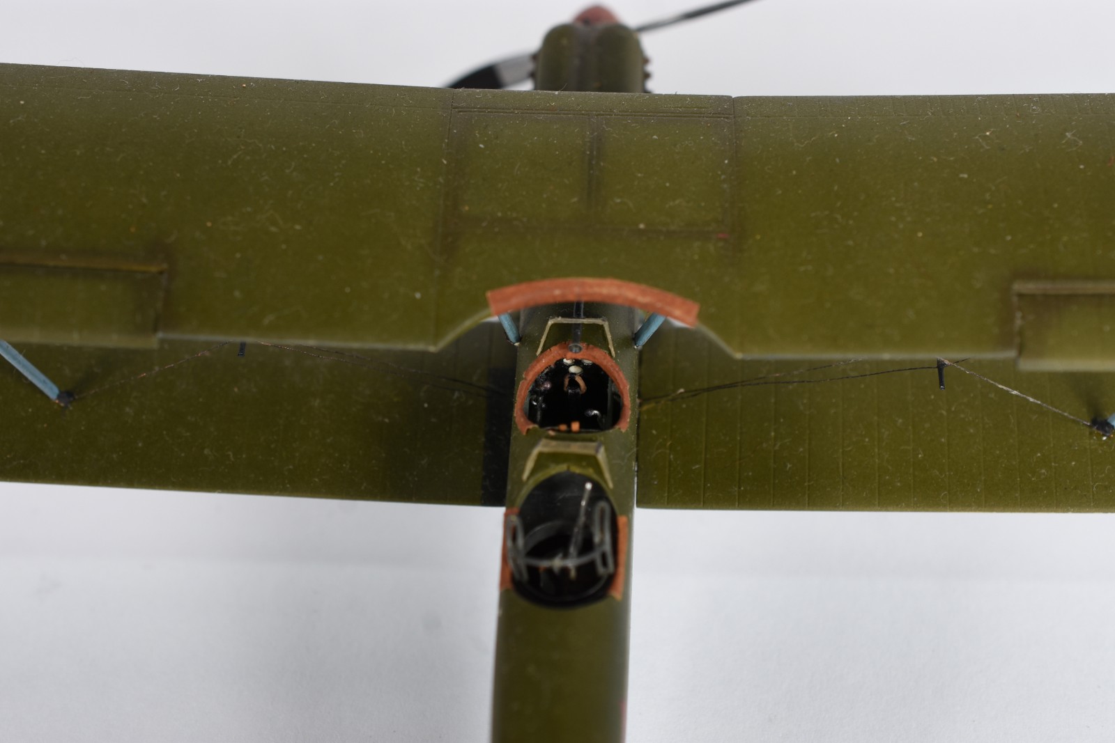 Aeromodelismo - Três aviões em diferentes modelos. - foto 7 de 11