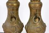 Par de ânforas de bronze oriental, adaptadas pa... - Par de ânforas de bronze oriental, adaptadas para abatjoures.