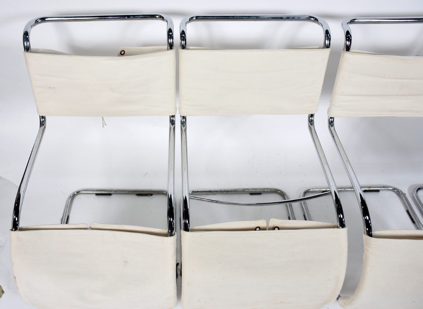 Conjunto de Mesa redonda com tampo de ônix e base de metal (oxidado)... - foto 11 de 11