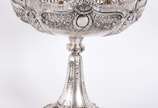 WMF (1853),  - Fruteira de metal WMF com interior de cristal.