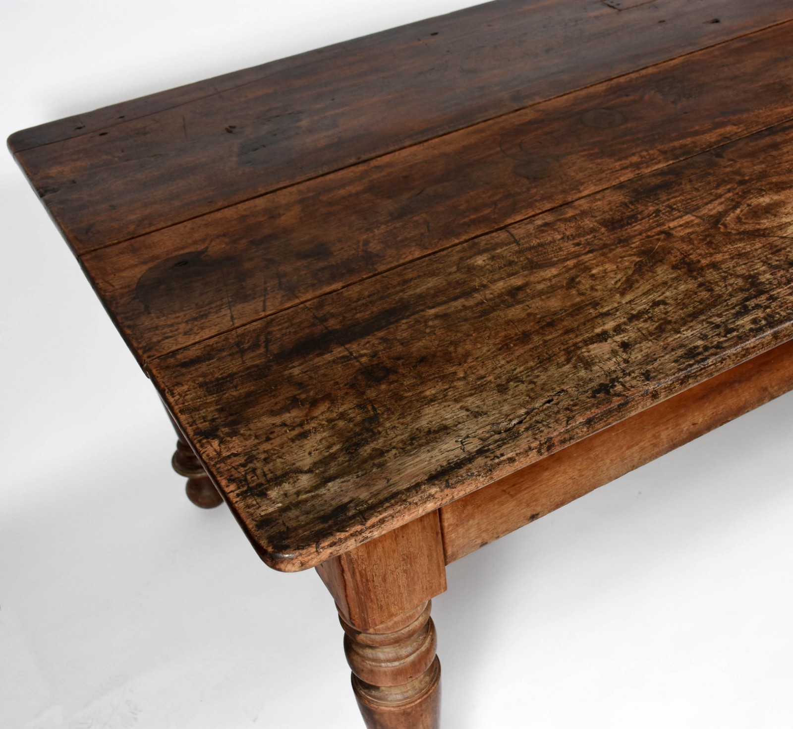 Mesa de jantar de madeira nobre, século XIX, quatro pernas torneadas... - foto 3 de 7