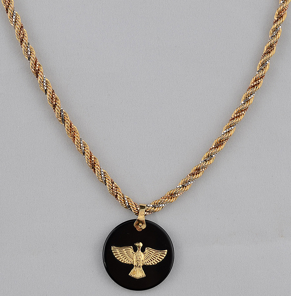 Gargantilha de ouro com pingente - 16,6 g - foto 1 de 2