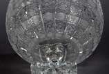 Grande fruteira de cristal tcheco lapidado. - Grande fruteira de cristal tcheco lapidado.