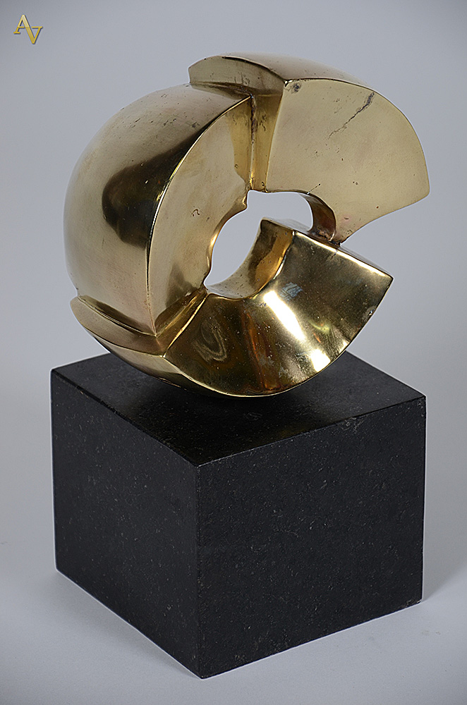 BRUNO GIORGI - Estatueta de bronze representando meteoro, base de... - foto 2 de 3