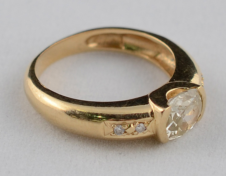 Anel de ouro com brilhantes 0,80 ct - 4,2 g -Aro 15 - foto 1 de 2