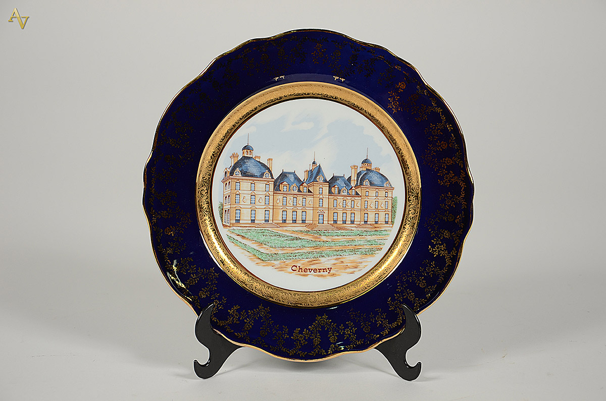 Prato de porcelana Limoges, imagem central "Castelo de...