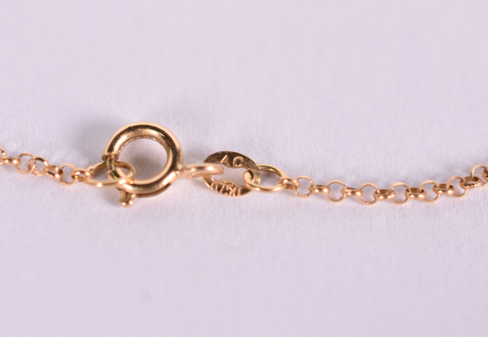 Gargantilha de ouro 18 k e mini perolas (Por motivos de seguranças as... - foto 3 de 3