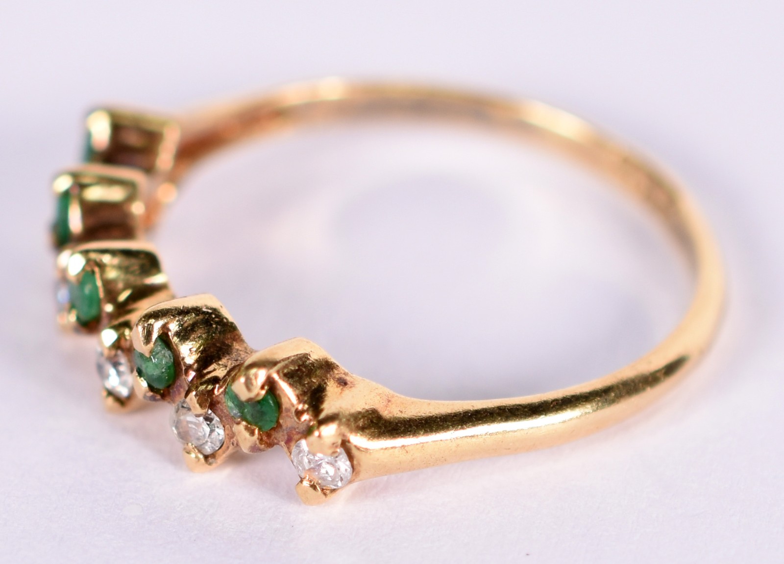 Anel de ouro 18 k com 5 brilhantes e 5 esmeraldas, aro 17 (Por... - foto 2 de 4