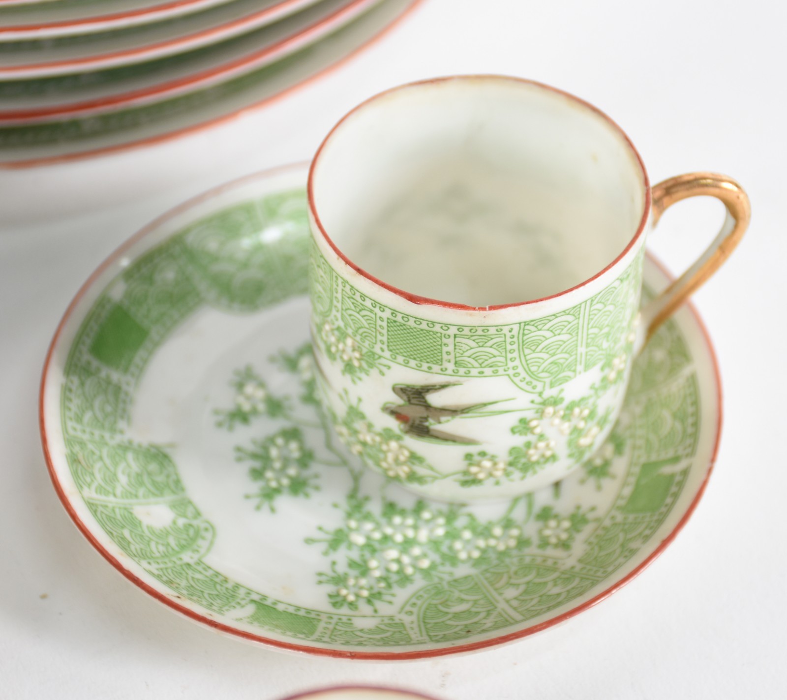 Aparelho de chá e café de porcelana oriental composto de: 6 xícaras... - foto 6 de 7