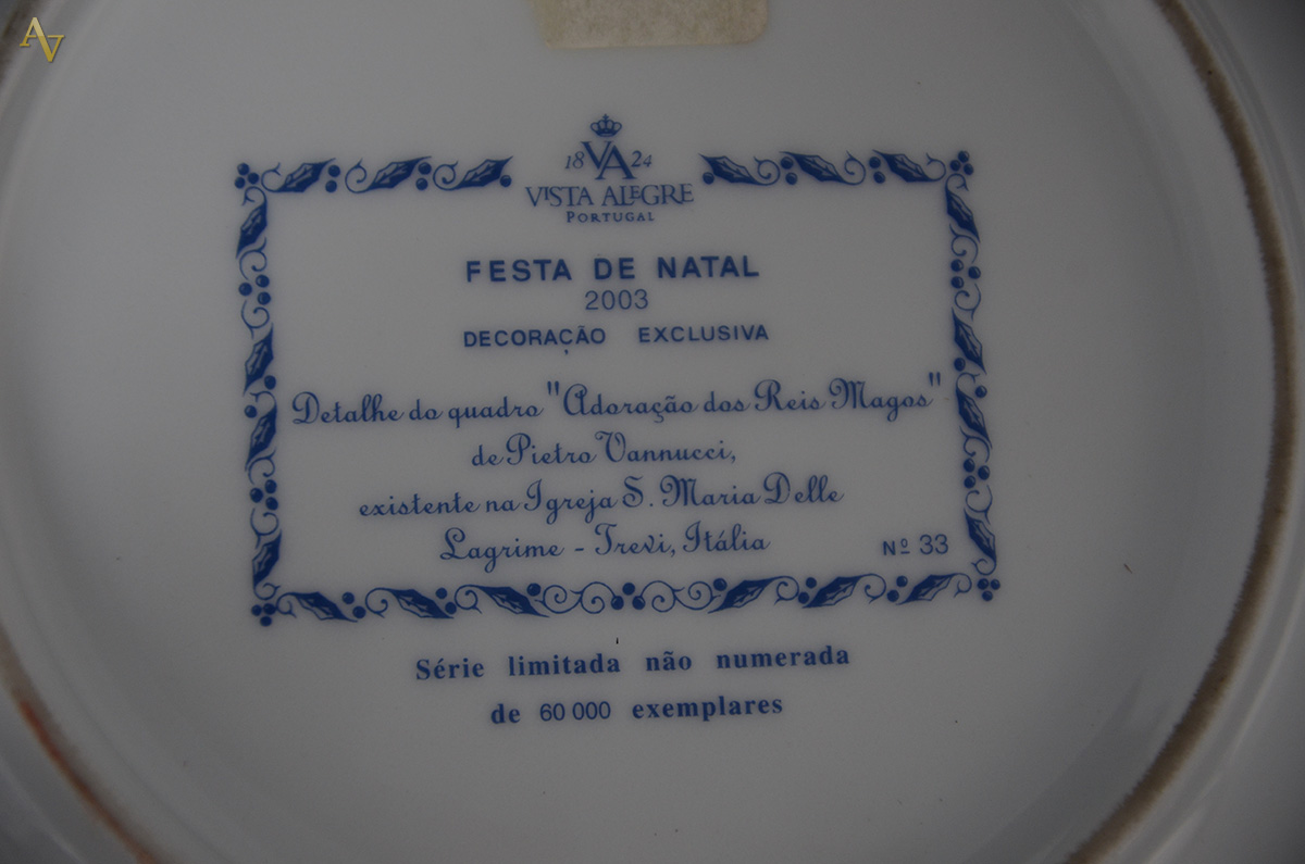 Prato de porcelana portuguesa VISTA ALEGRE , "festa de... - foto 2 de 2