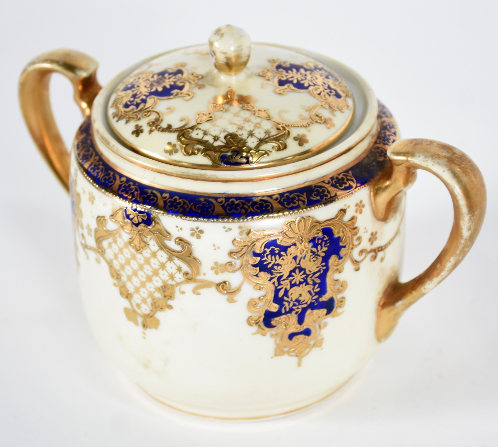 Conjunto de porcelana Noritake composto de: 2 bules, leiteira, jarra... - foto 3 de 7