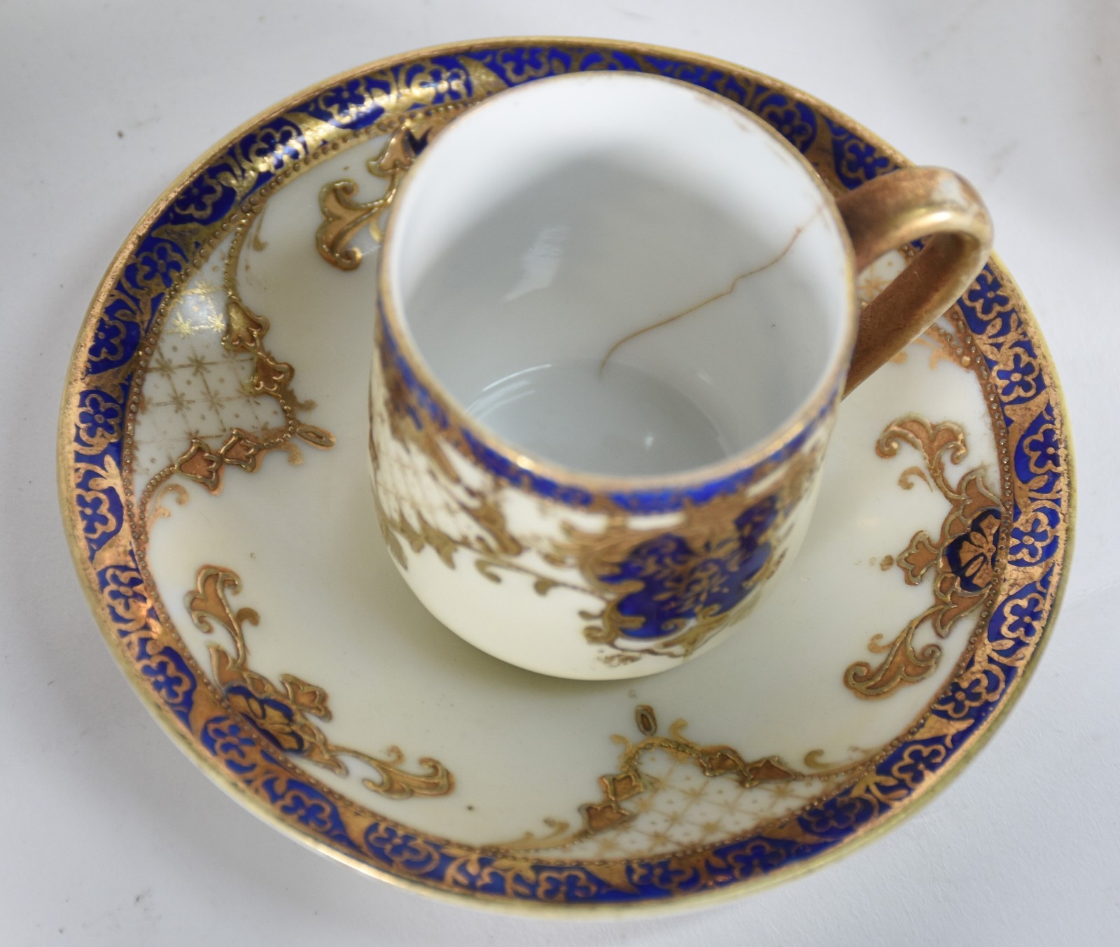 Conjunto de porcelana Noritake composto de: 2 bules, leiteira, jarra... - foto 5 de 7
