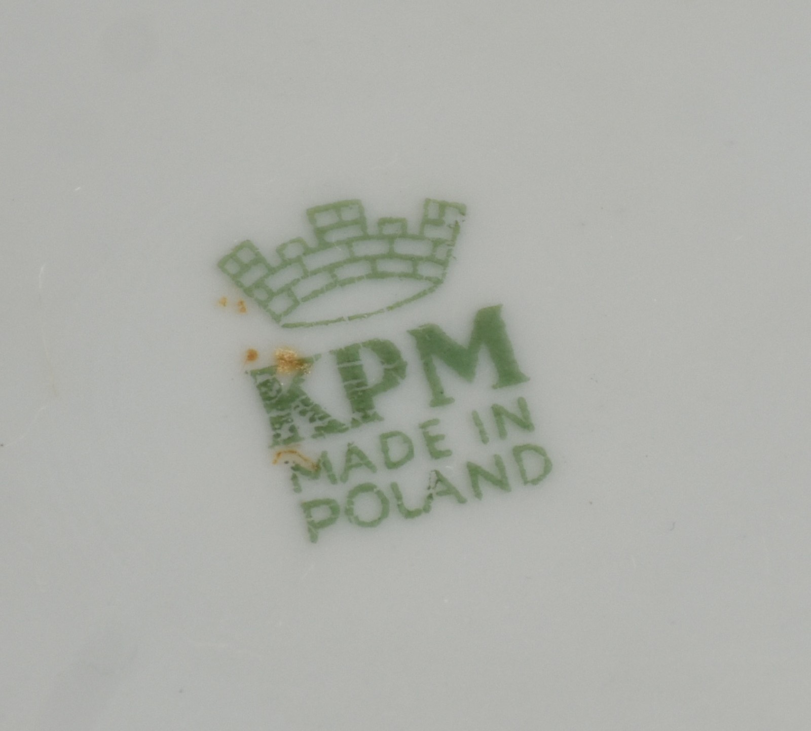 Diversas peças, sendo 3 pratos de porcelana (KPM e ingles) e 6 placas... - foto 7 de 7