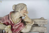 Quatro estatuetas de porcelana portuguesa - Alt... - Quatro estatuetas de porcelana portuguesa - Alturas 18 cm, 20 cm, 20 cm e 22 cm (uma com o dedo quebrado)