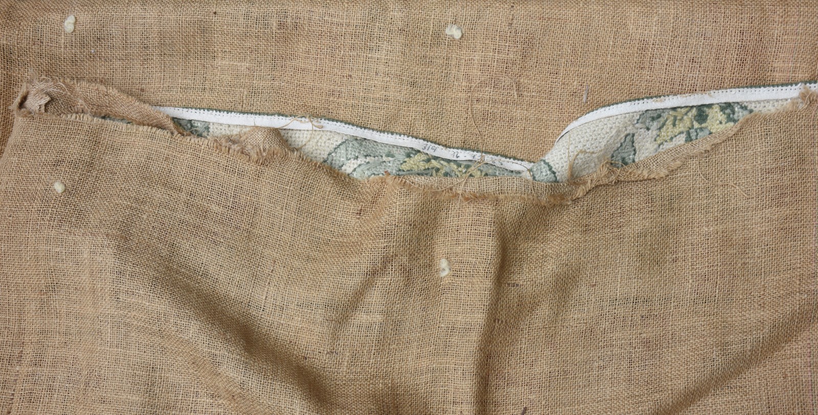 Tapete Arraiolo (manchado). - foto 4 de 4