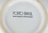 Diversas peças sendo, conjunto para café de por... - Diversas peças sendo, conjunto para café de porcelana na cor verde com cena romântica composto de: bule, açucareiro, leiteira e 6 xícaras com pi...