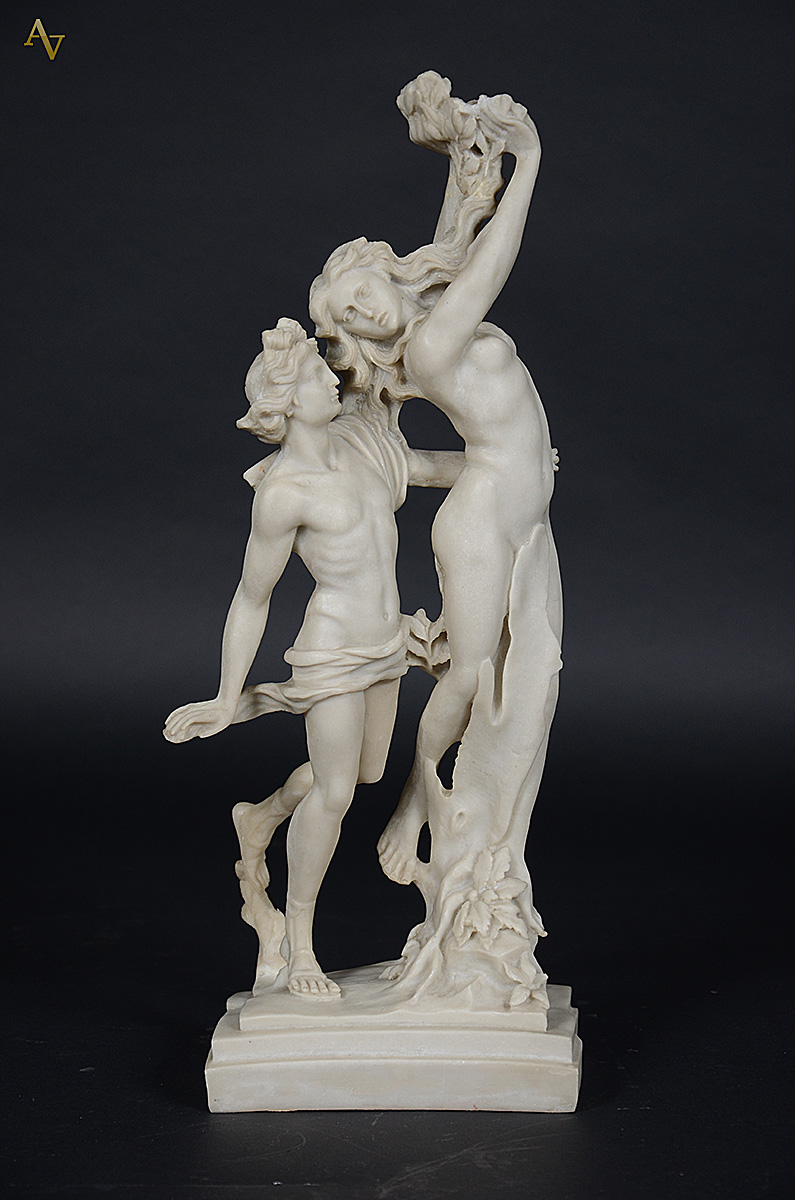 Escultura de resina representando Apollo e Dafne, altura total 47,5... - foto 1 de 3