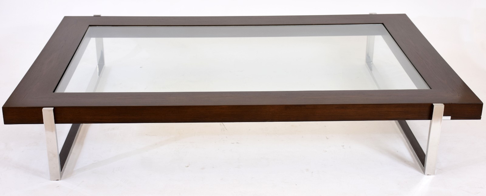 Mesa de centro de madeira com pés de metal e tampo de vidro... - foto 2 de 4