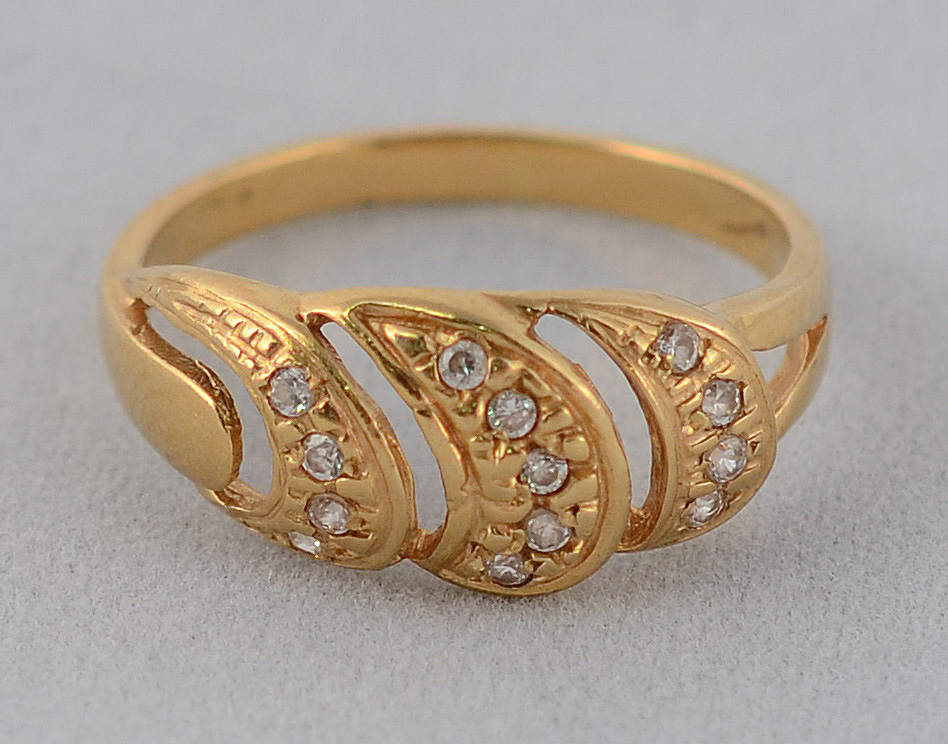 Anel de ouro 18 k com brilhantes - 3,5 g - Aro 18 - foto 1 de 2