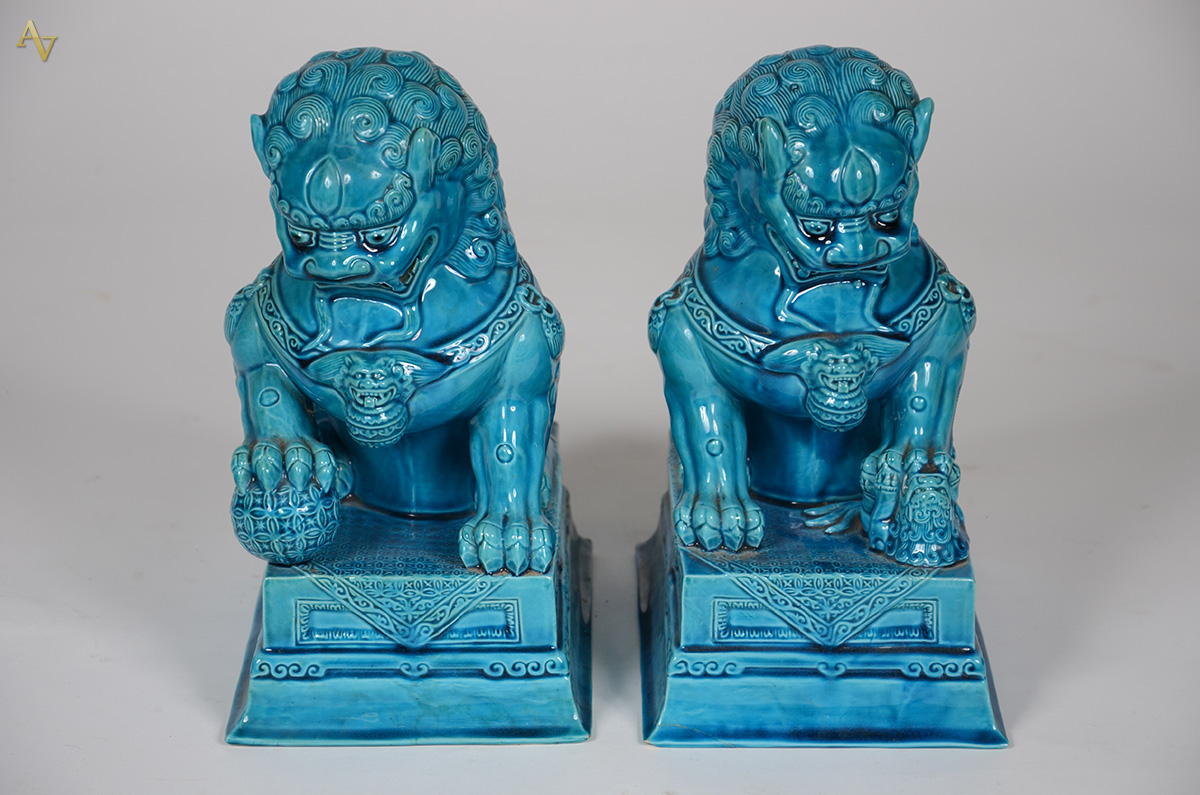 Par de cães de fó de porcelana azul turquesa- Altura 29 cm - foto 1 de 2
