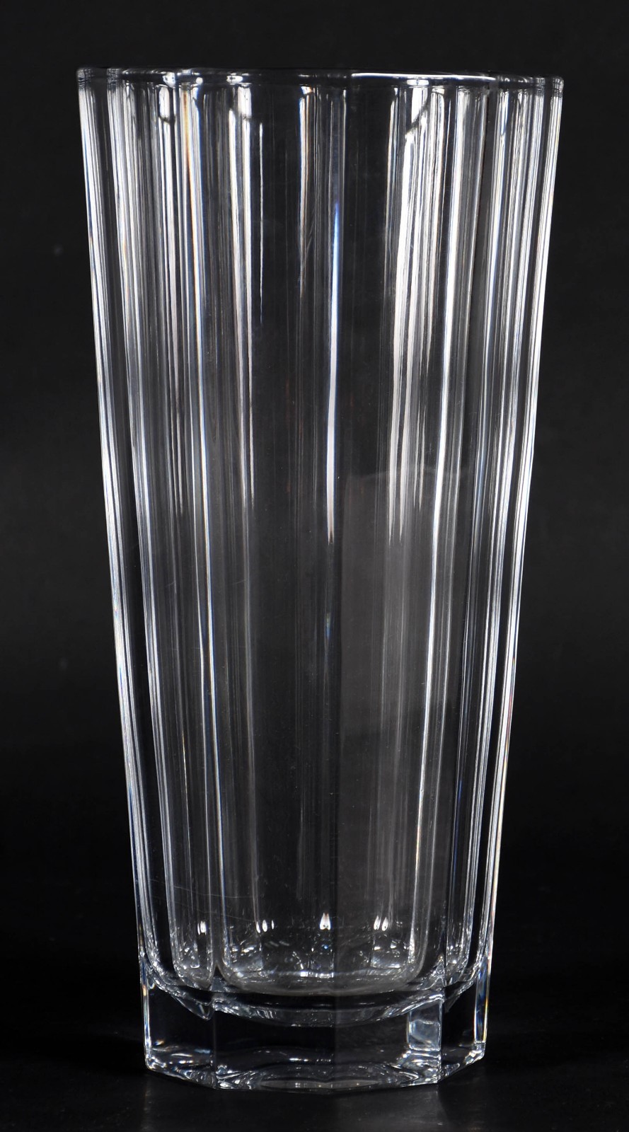 Vaso de cristal facetado. - foto 1 de 4
