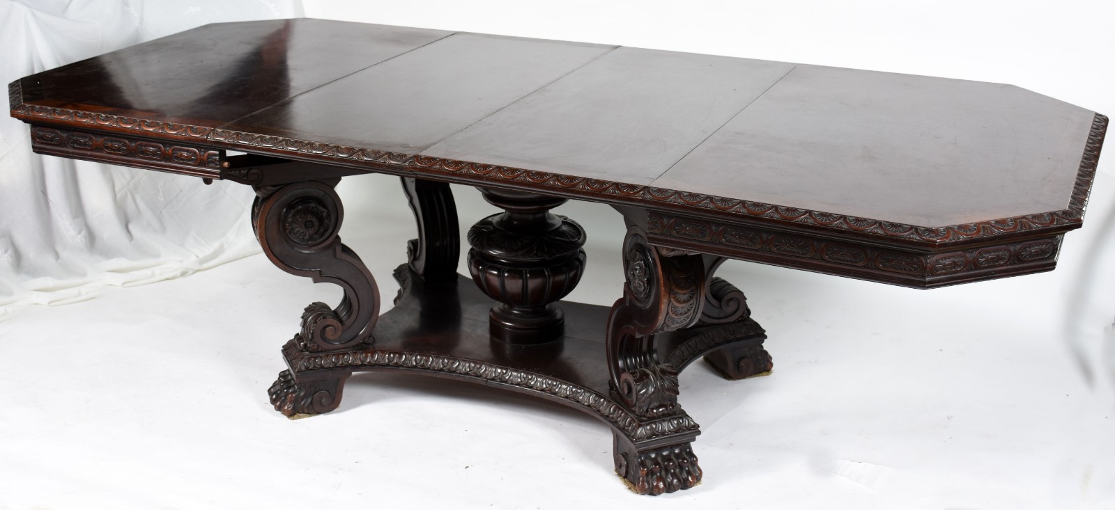 Mesa de sala de jantar com 8 cadeiras com tabua extensora. (Medida... - foto 2 de 10