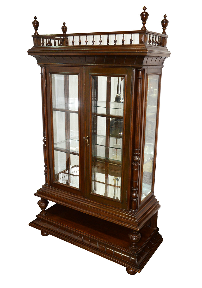 Vitrine de madeira nobre estilo Império com duas portas e laterias de...