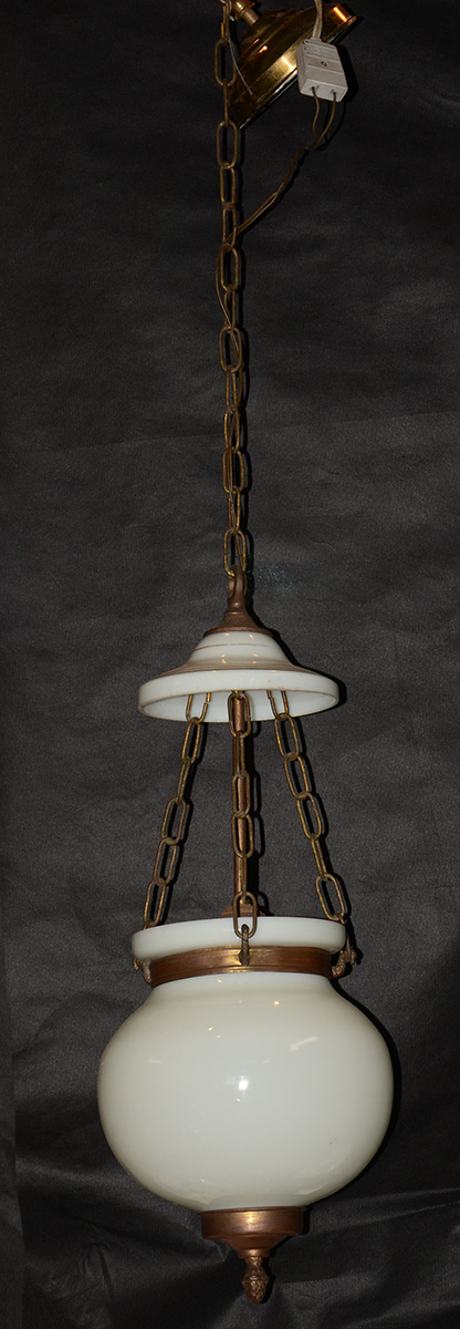 Lanterna de opalina branca - Altura 50 cm