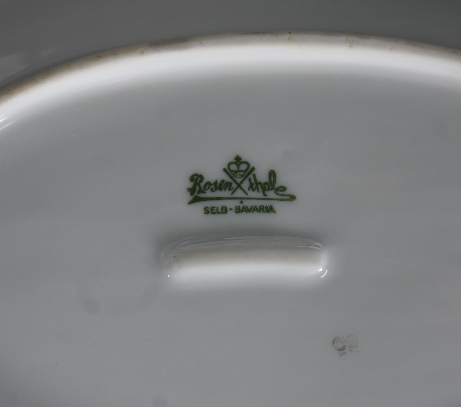 Aparelho de jantar de porcelana Rozenthal composto de: 22 pratos... - foto 5 de 7