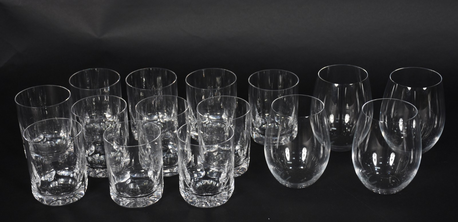 Quinze copos diversos de cristal para whisky. - foto 1 de 5