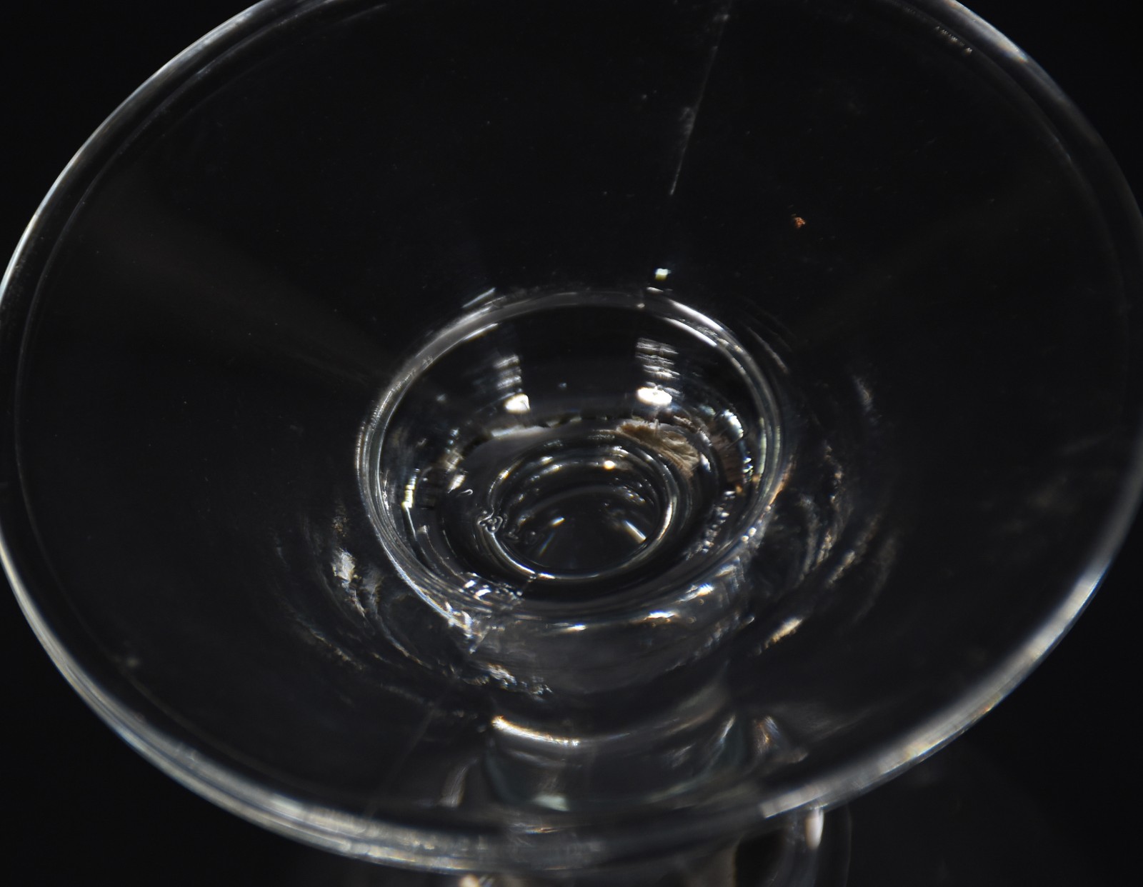 Seis taças para vinho em demi cristal. - foto 4 de 4
