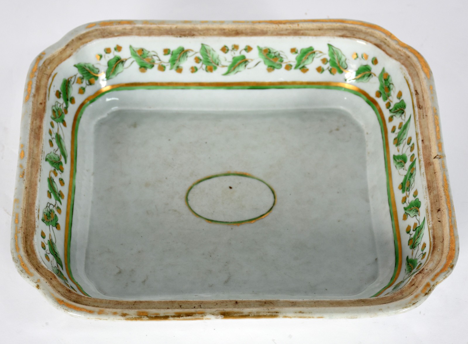 Terrina quadrangular de porcelana chinesa com folhas verdes e... - foto 1 de 3