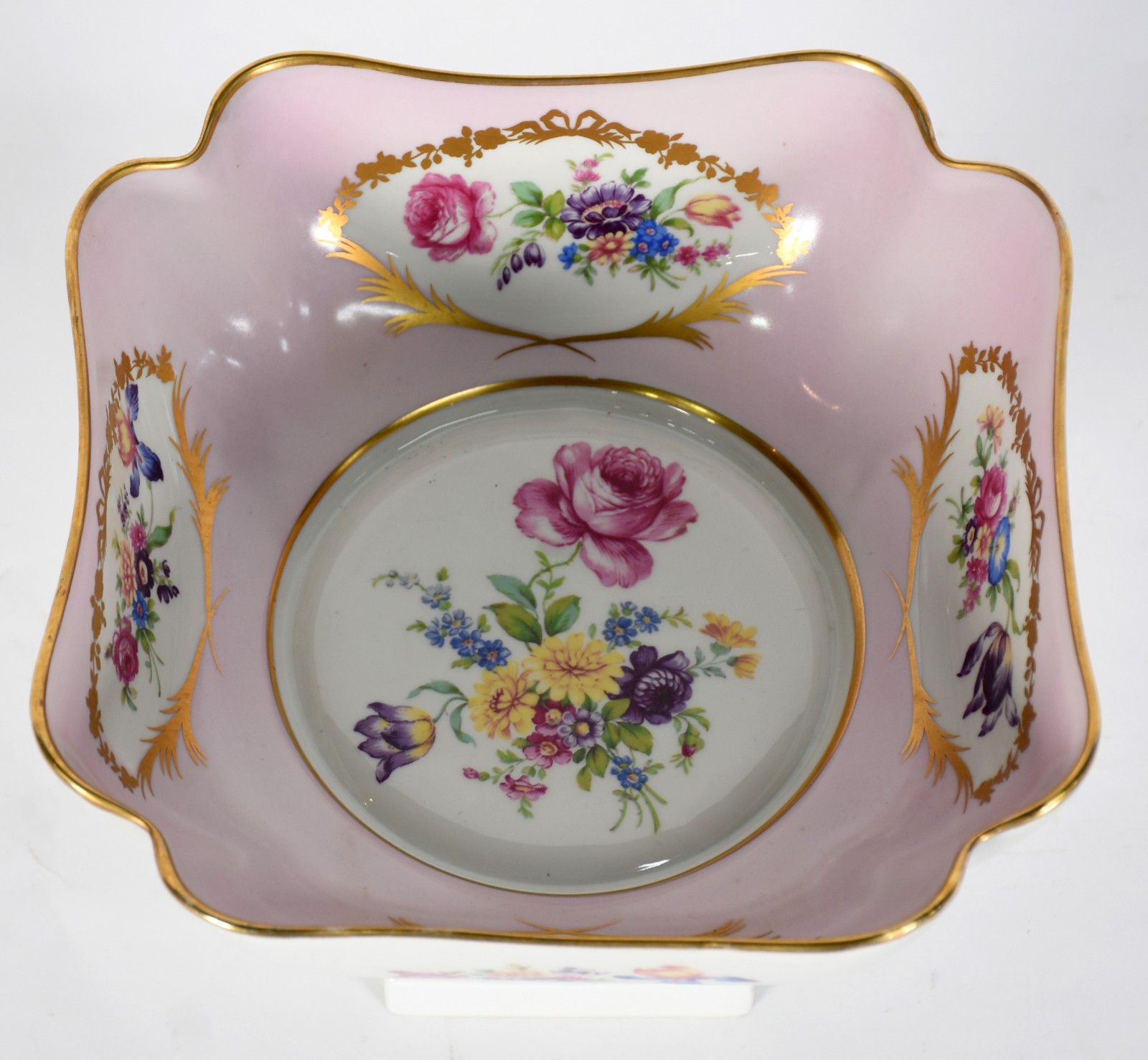 Fruteira de porcelana francesa de Limoges, decoração floral em... - foto 1 de 6