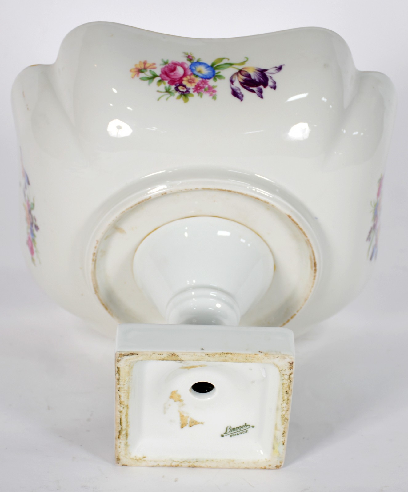 Fruteira de porcelana francesa de Limoges, decoração floral em... - foto 4 de 6