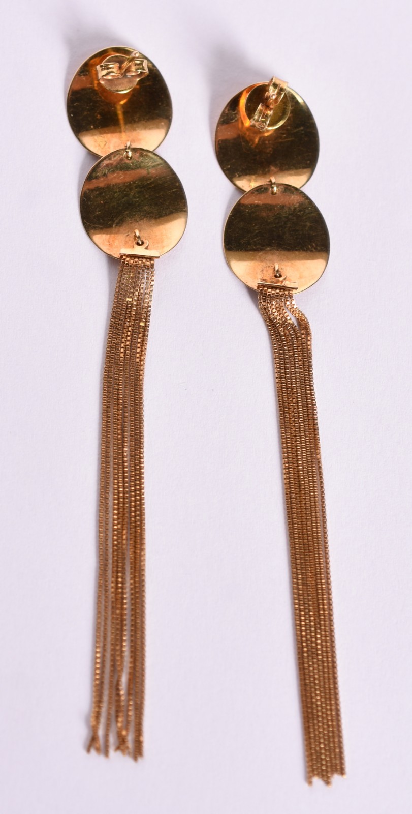 Par de brincos de ouro 750 com pingentes feitio corrente (Por motivos... - foto 2 de 2