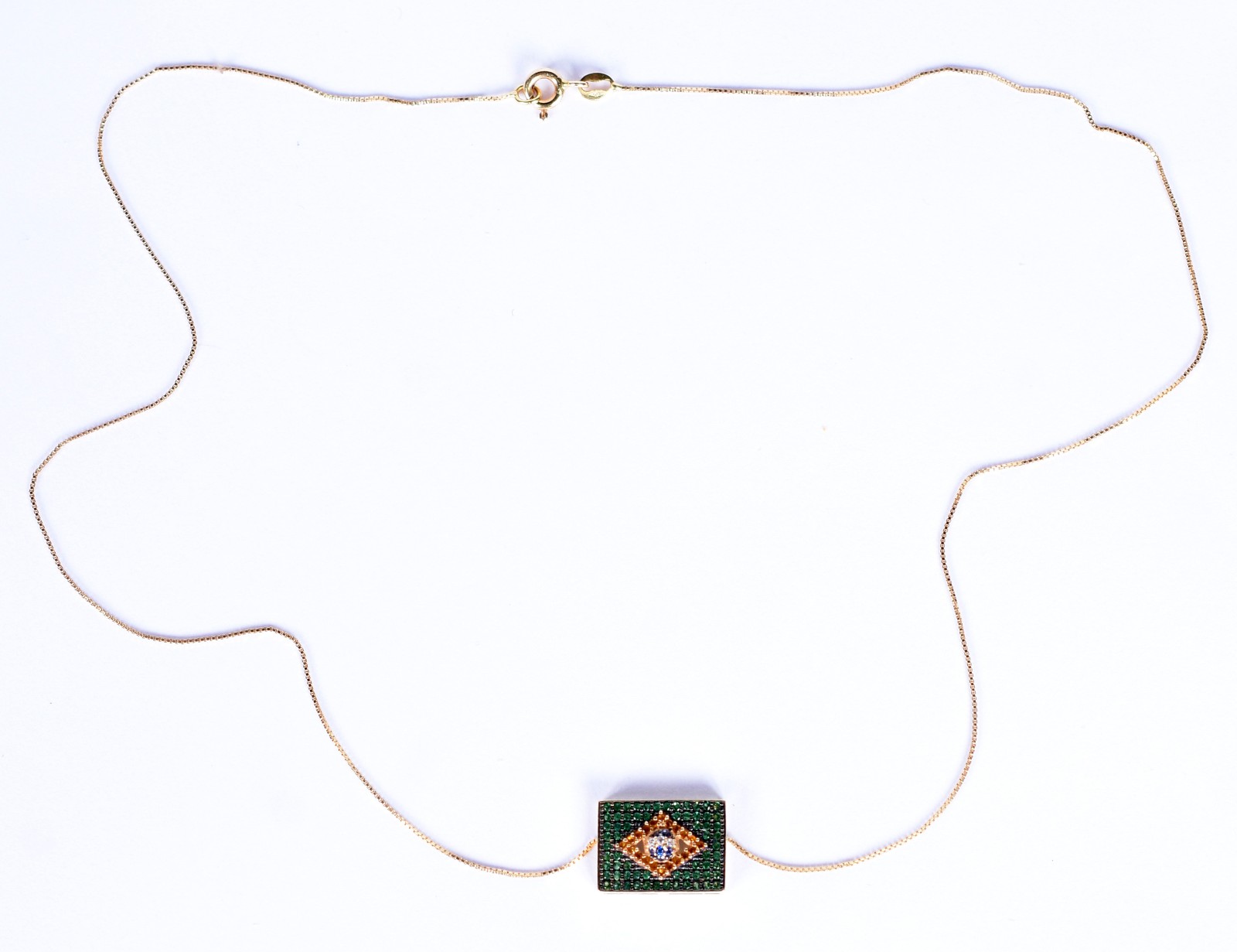 Gargantilha de ouro 18 k com bandeira do Brasil com esmeraldas. - foto 2 de 5