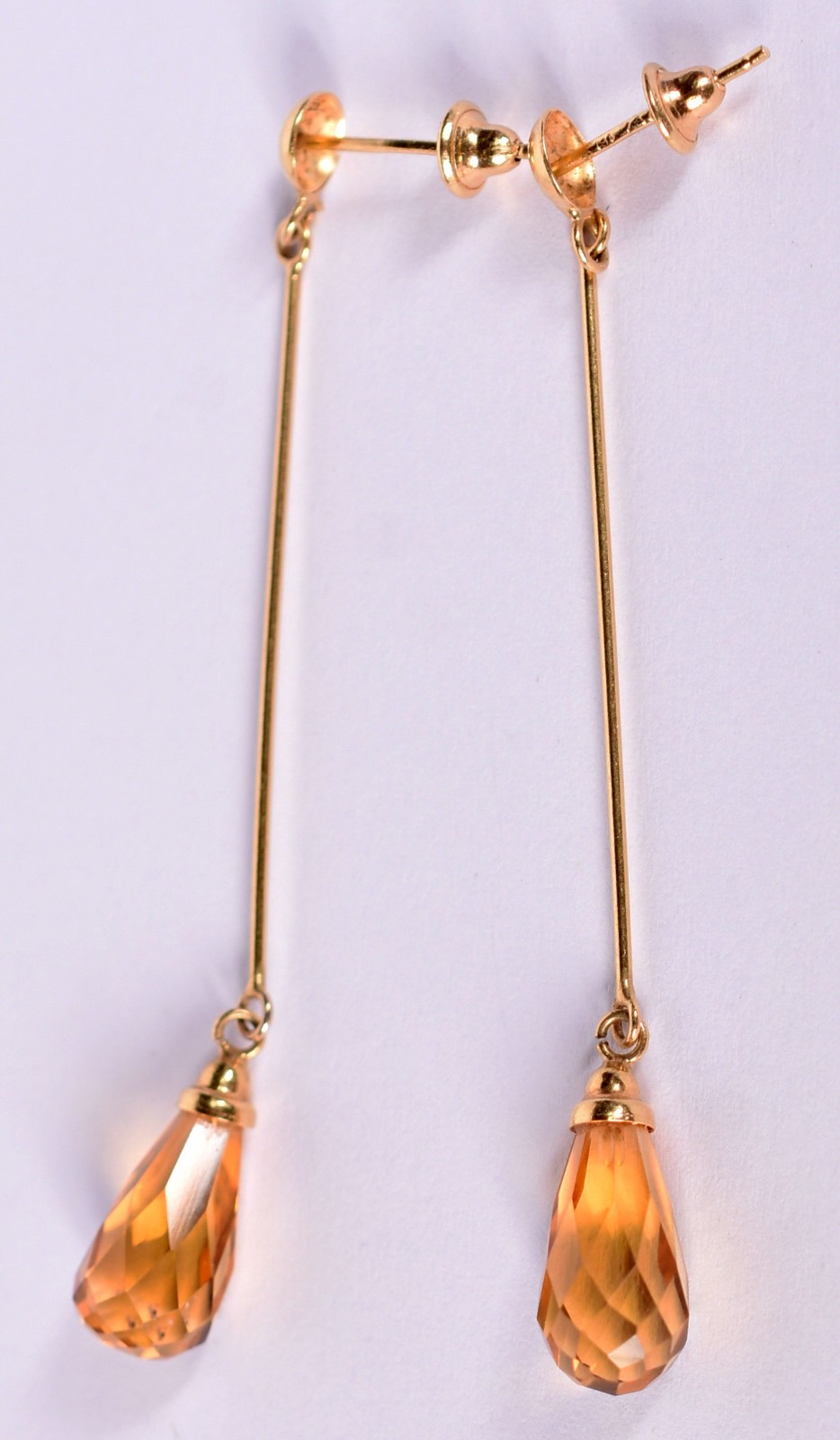 Par de brincos de ouro amarelo 18 k e 2 topázios (Por motivo de... - foto 2 de 3