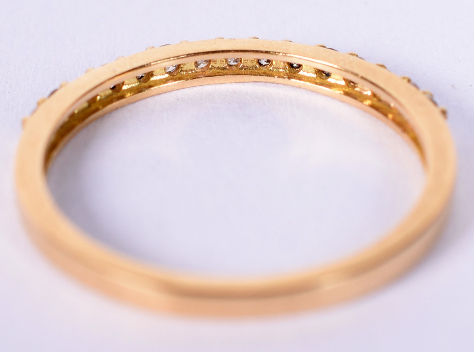Anel de ouro amarelo 18 k com 14 brilhantes (Por motivos de segurança... - foto 4 de 4