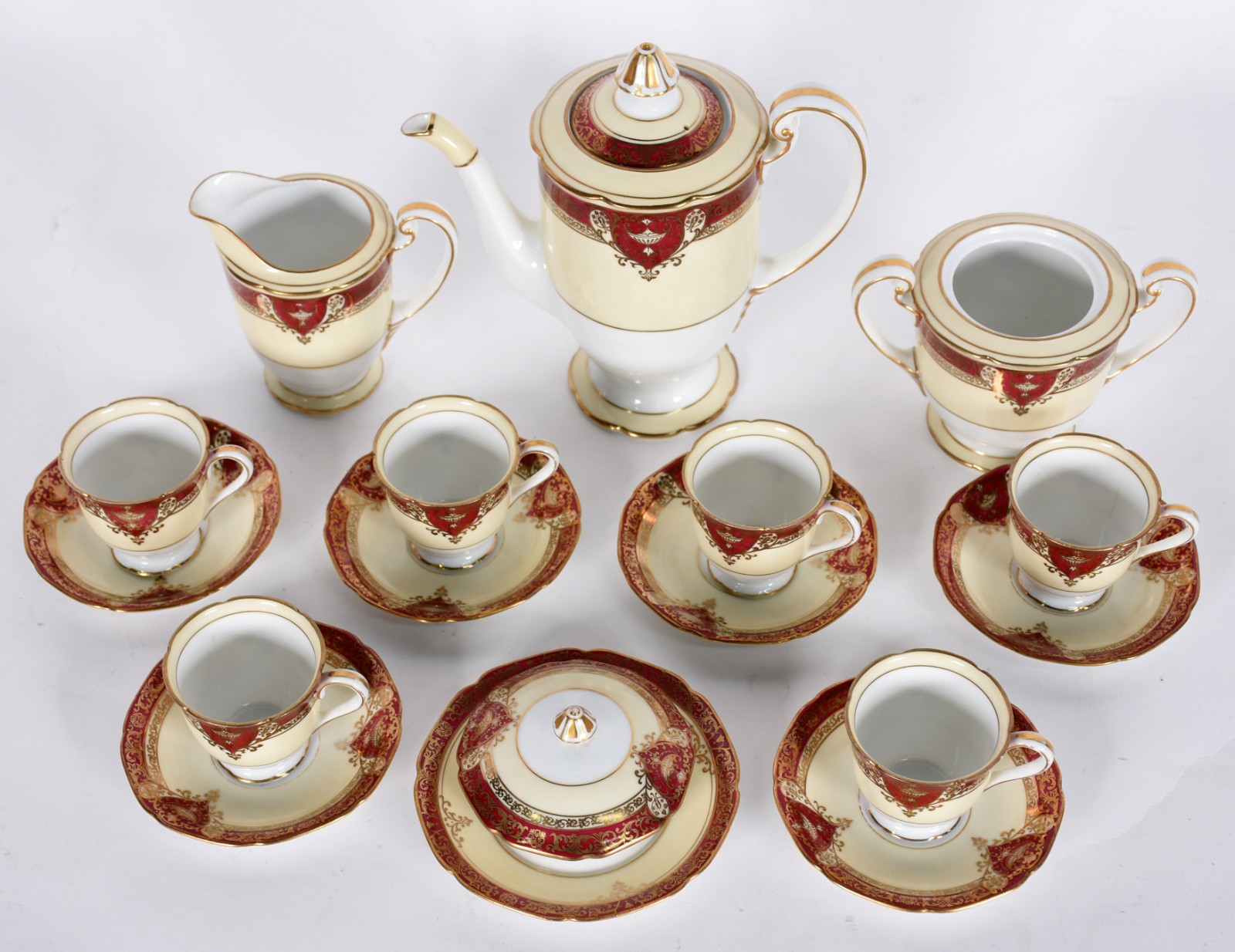 Serviço de café de porcelana Noritake composto de: 6 xícaras com... - foto 2 de 4